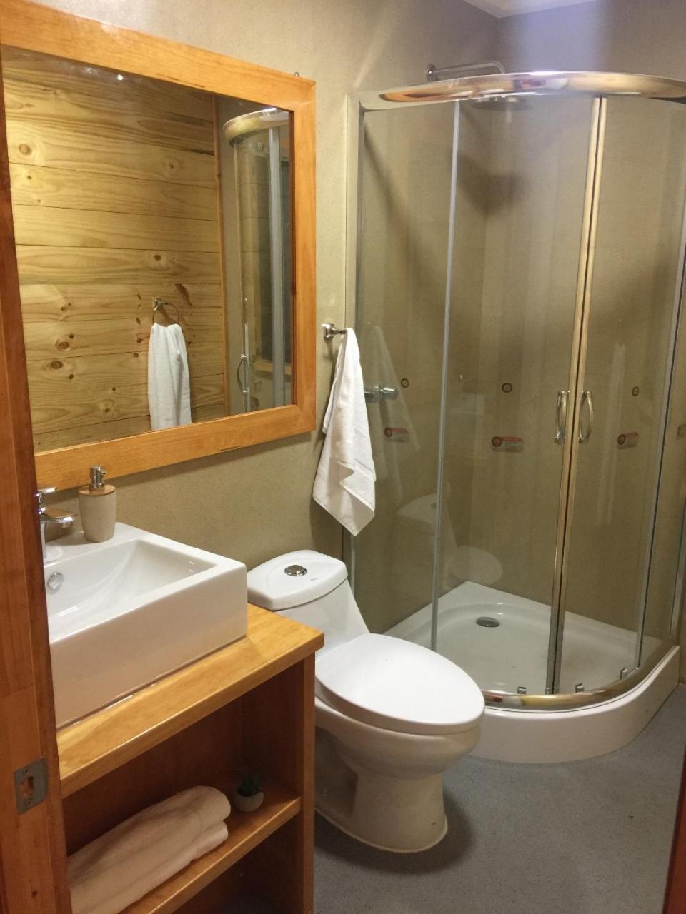 Hostal Puerto Madera Pelluhue Esterno foto